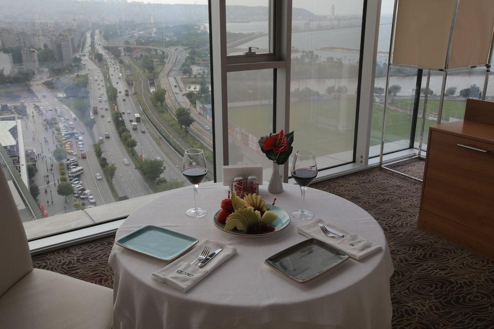 Anemon Grand Samsun Otel Ngoại thất bức ảnh